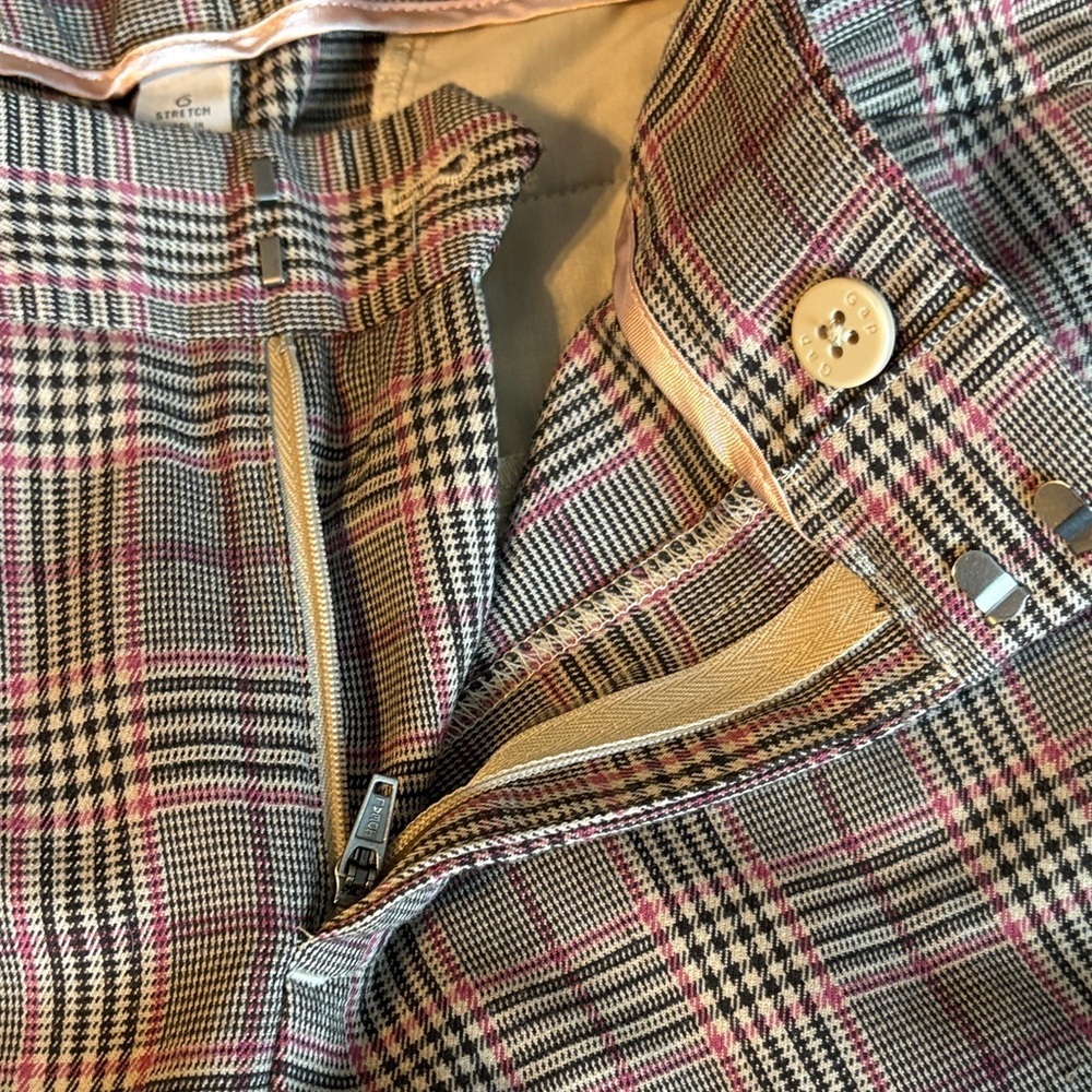 GAP Women’s Slim Cropped Plaid Pants -Brown, Tan & Pink Size 6 Stretch - Picture 9 of 10